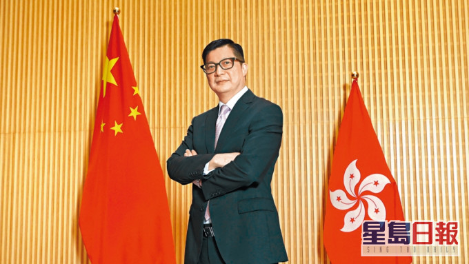 鄧炳強指港區國安法實施兩周年，使香港「由亂變治」。資料圖片