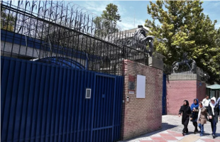 伊朗逮捕数名外国外交官，含英国驻伊大使馆副馆长