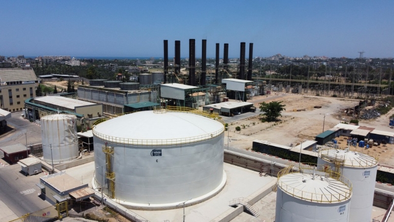 加沙今年7月已因高温面临缺电问题引发抗议。 图为加沙的发电厂。 路透社