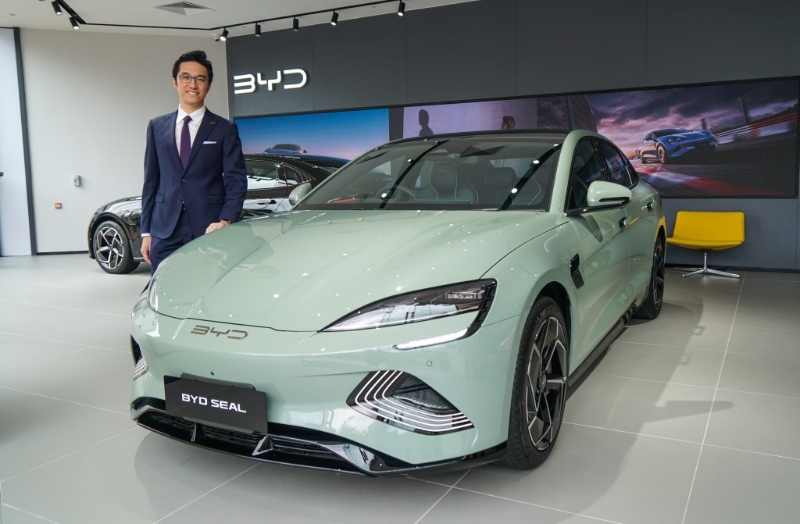 和谐新能源汽车服务（香港）有限公司总经理王展乐表示，销量超越Tesla是公司首个目标。