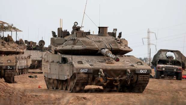 图为在以色列与加沙走廊边界的以军战车。