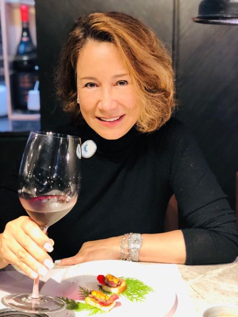 有巨肺歌后之称的甄妮，一直是实力派唱将。