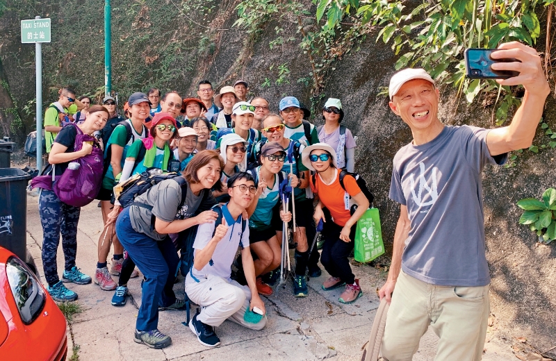 卸任后黄锦星续于民间推动环保减碳，被称“环保界KOL”。