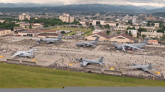 驻日本美军横田空军基地