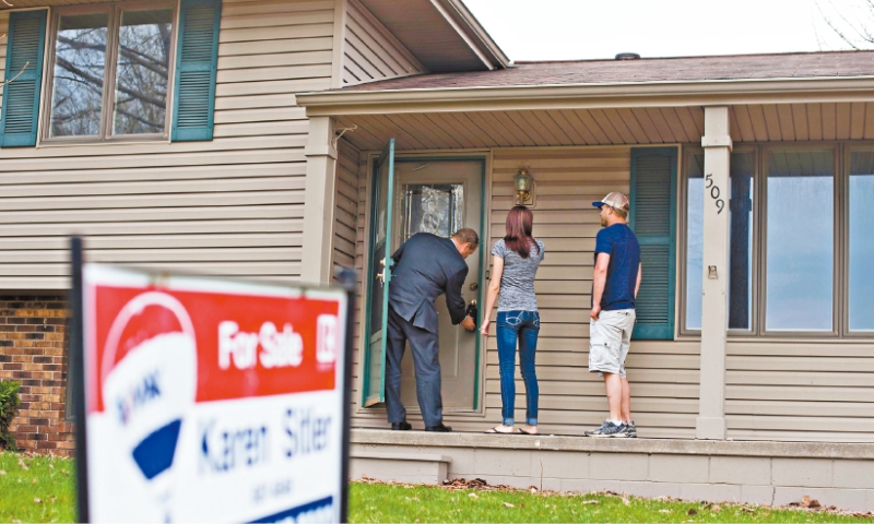 全国房地产经纪人协会说，新冠疫情期间不少民众失去原有工作，成为经纪，单在2020至2021年入行的人，便达到破纪录的15.6万人。 法新社