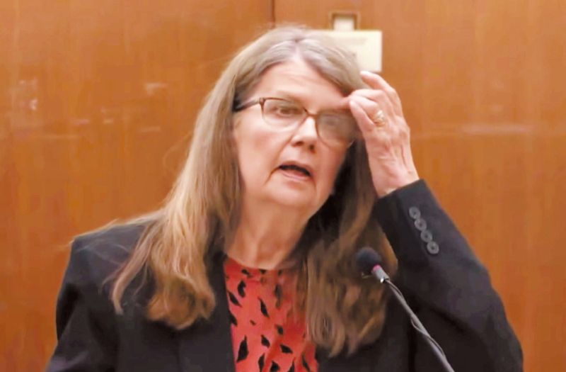 乔文的母亲波伦蒂表示，儿子在狱中被刺伤，家人一直被蒙在鼓裡，最后竟要通过媒体才得知他伤势严重。 电视截图