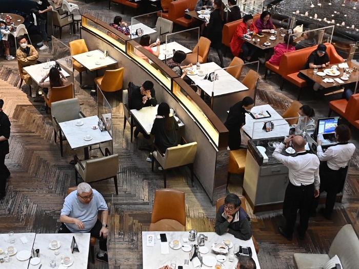 审计报告批评食环署在食物业处所的发牌工作中,有不少需改善之处 审计报告批评食环署在食物业处所的发牌工作中,有不少需改善之处