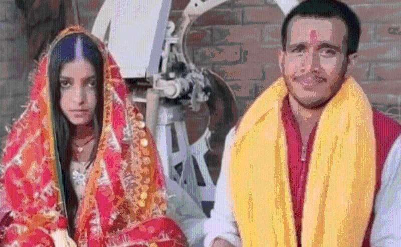 男教师库马尔与绑匪女儿拜堂的婚照曝光后，新娘子的颜值成为焦点。