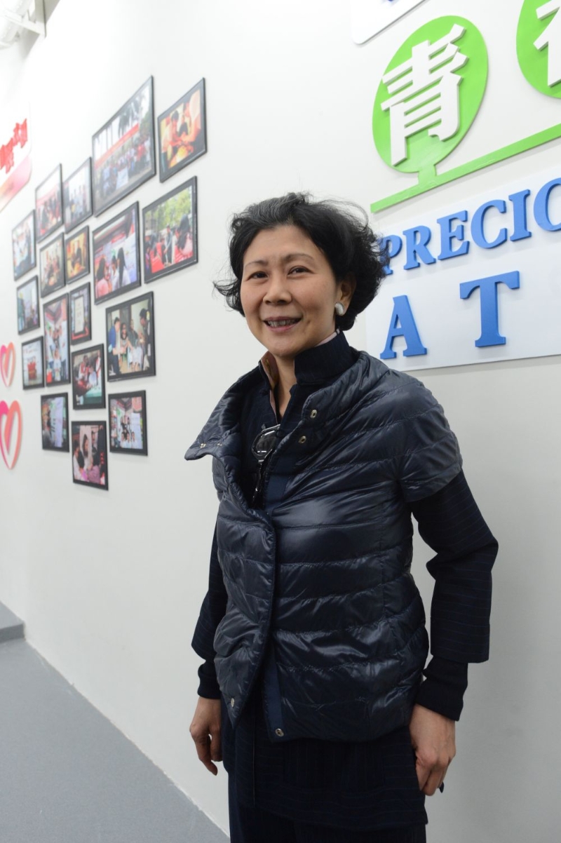 李嘉诚基金会董事、61岁的周凯旋是香港唯一打入百大的女性，排名第81。 资料图片