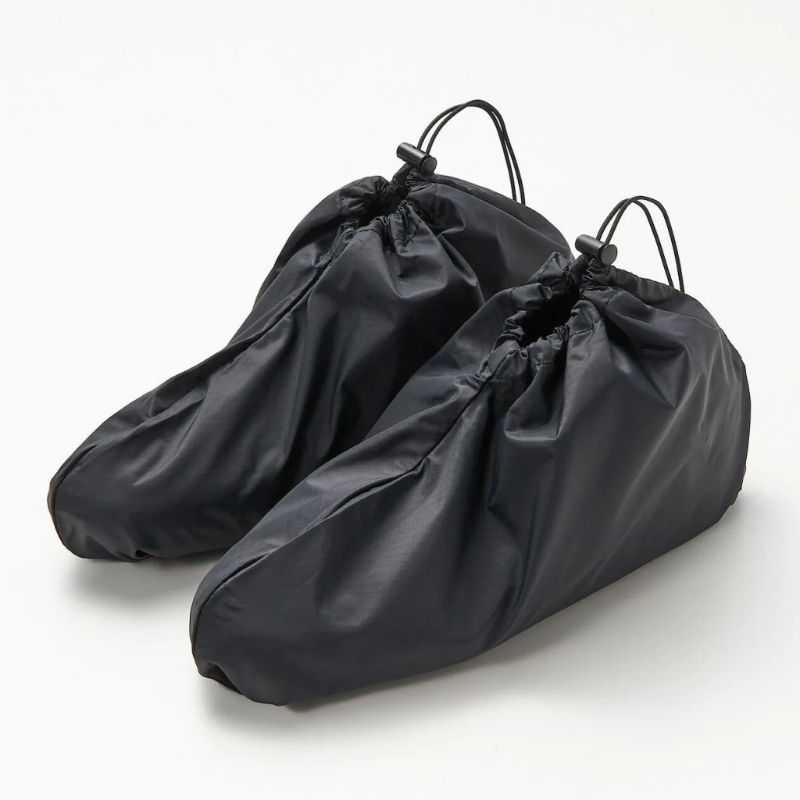 小型号黑色滑翔伞布料折叠鞋袋、原价$108、现售$58、M。
