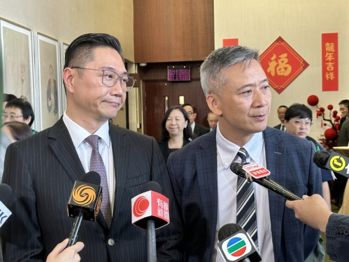 邵家辉和姚柏良回应增加自由行城市对香港的助力。