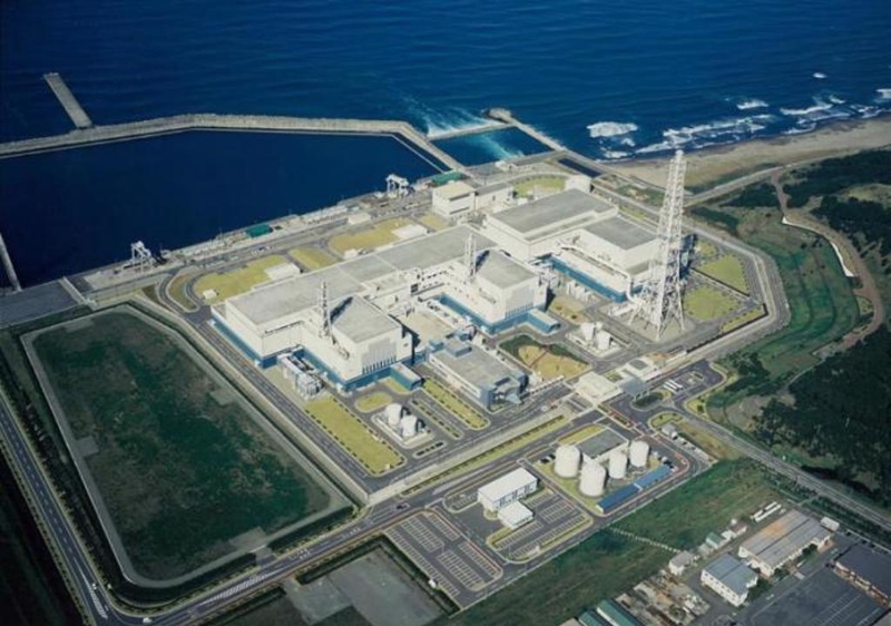 柏崎刈羽核电厂的5、6、7号反应炉。