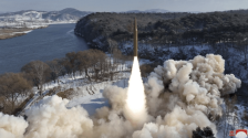 朝鲜昨试射新型防空导弹及战略巡航导弹超大弹头
