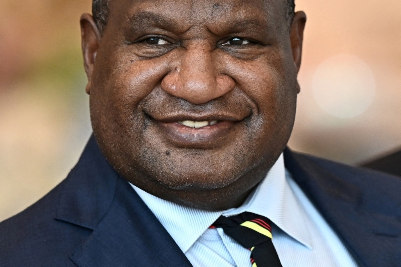 巴布亚新几内亚总理马拉普指，他的国家不应被贴上食人族标签。