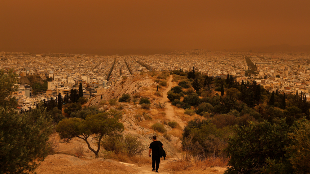 北非沙尘暴笼罩