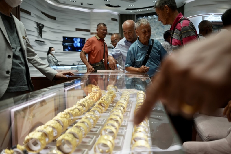 本港去年11月珠宝首饰销货价值跌5.4%。资料图片