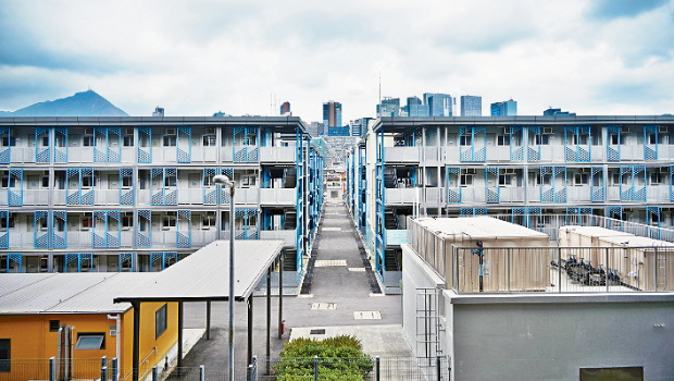 政府提出改造启德社区隔离设施作为“青年驿站”旅舍等,公开招标将于本月底截止申请。 政府提出改造启德社区隔离设施作为“青年驿站”旅舍等,公开招标将于本月底截止申请。