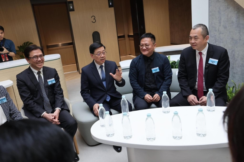 意向企业分别专注于医药、生命科学、锂资源开发、耳机声学研发及微电子业务。