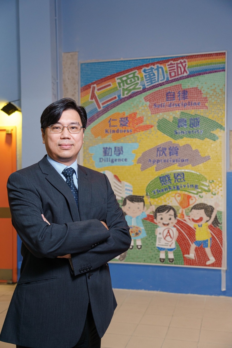 乐善堂杨仲明学校萧子亮校长(图片来源:受访者提供) 乐善堂杨仲明学校萧子亮校长(图片来源:受访者提供)