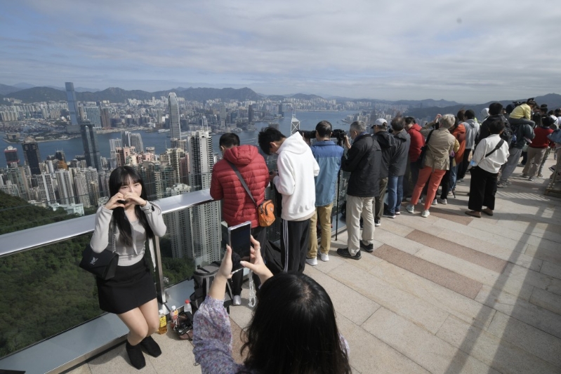 太平山顶是香港标志性景点。