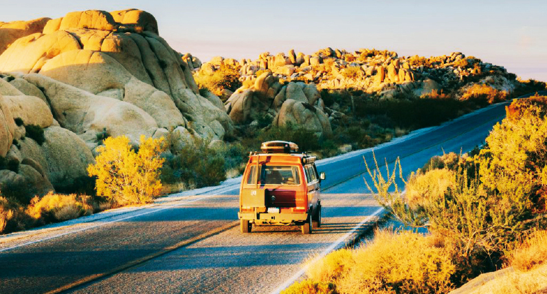 调查发现,民众为了省钱,纷纷选择自驾短途旅行。 网上图片 调查发现,民众为了省钱,纷纷选择自驾短途旅行。 网上图片