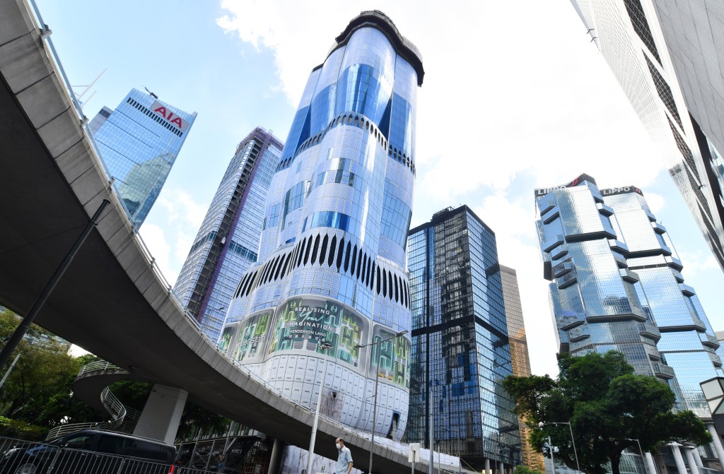 政府宣布发行约270亿绿债及基础建设债券。 政府宣布发行约270亿绿债及基础建设债券。