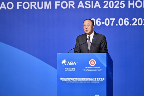 博鳌亚洲论坛秘书长张军表示,科技与创新已成为全球经济转型的重要引擎。 刘骏轩摄 博鳌亚洲论坛秘书长张军表示,科技与创新已成为全球经济转型的重要引擎。 刘骏轩摄