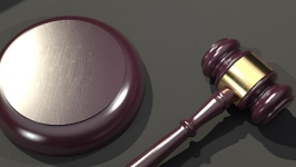 涉嫌危险驾驶！凯格精机总经理邓迪被取保候审，刚当上总经理1个月