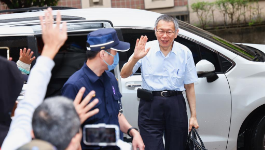 备战2026？ 柯文哲突脱口：我自动请缨去住南部