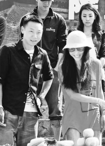 张栢芝2020年遭前老板兼经理人余毓兴入禀高等法院控诉。