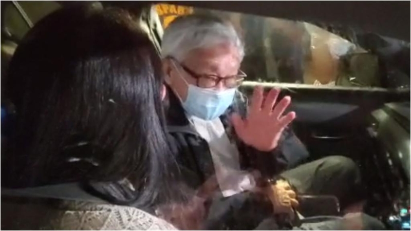 陳日君獲准保釋，日前離開柴灣警署。資料圖片