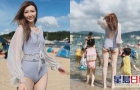 吴若希沙滩消暑享受亲子乐，泳衣被网友指似“阿婆泳衣”