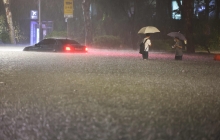 韩国暴雨已致9人死亡，首尔遭遇115年来最强暴雨