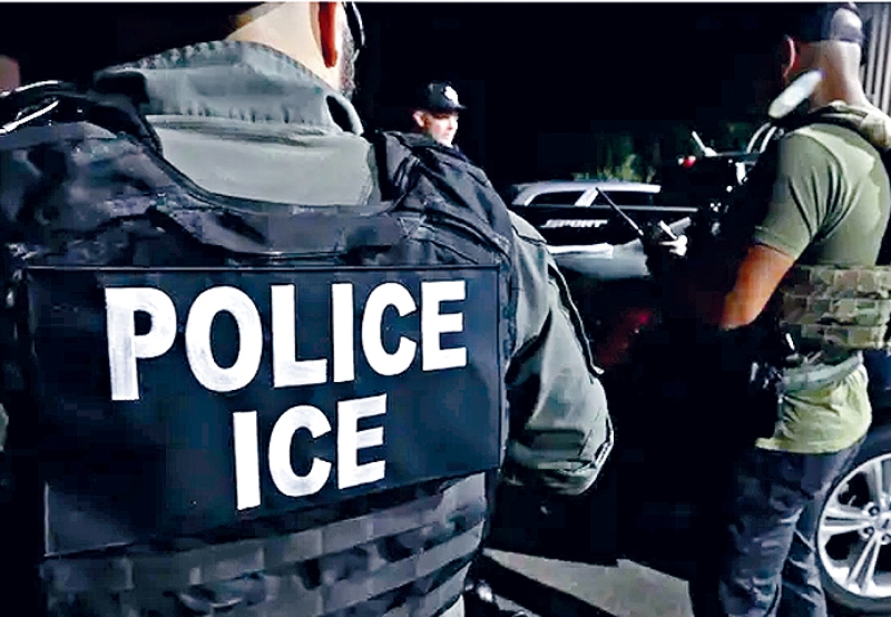 有消息指白宫为了纾缓非法移民所带来的政治压力，正敦促移民及海关执法局递解更多非法入境者。 ICE图片