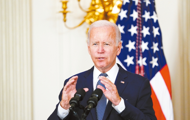 国会通过《降低通胀法案》后,标志着白宫和民主党经过1年半的执政,终于能够落实多项法案,推动拜登经济学。 美联社 国会通过《降低通胀法案》后,标志着白宫和民主党经过1年半的执政,终于能够落实多项法案,推动拜登经济学。 美联社