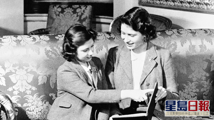 瑪嘉烈公主(左)自小得到親姐寵愛。AP資料圖片