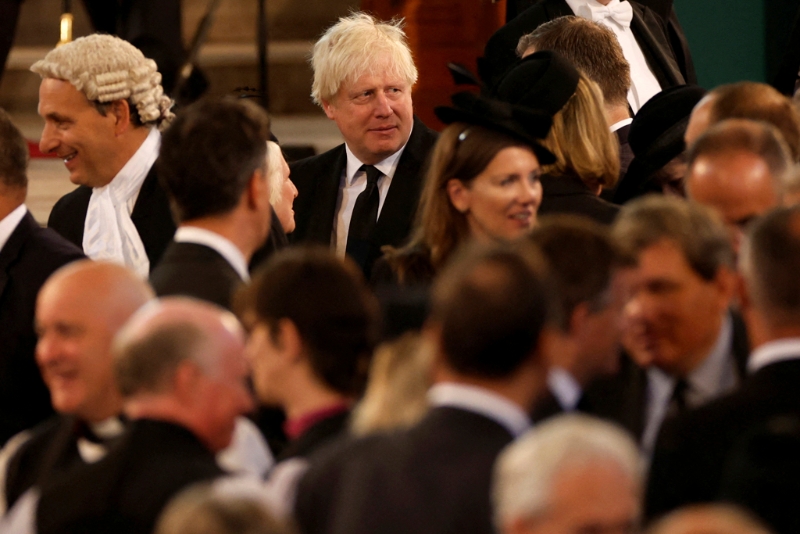 與會官員包括英國前首相強生（Boris Johnson）。(圖/美聯社) 