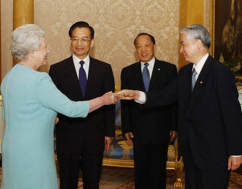 2004年5月，中國總理溫家寶訪問英國。