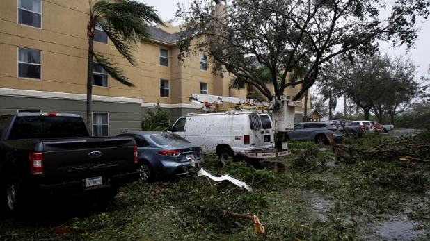灾难级飓风登陆美国佛州，民宅被淹180万人陷黑暗