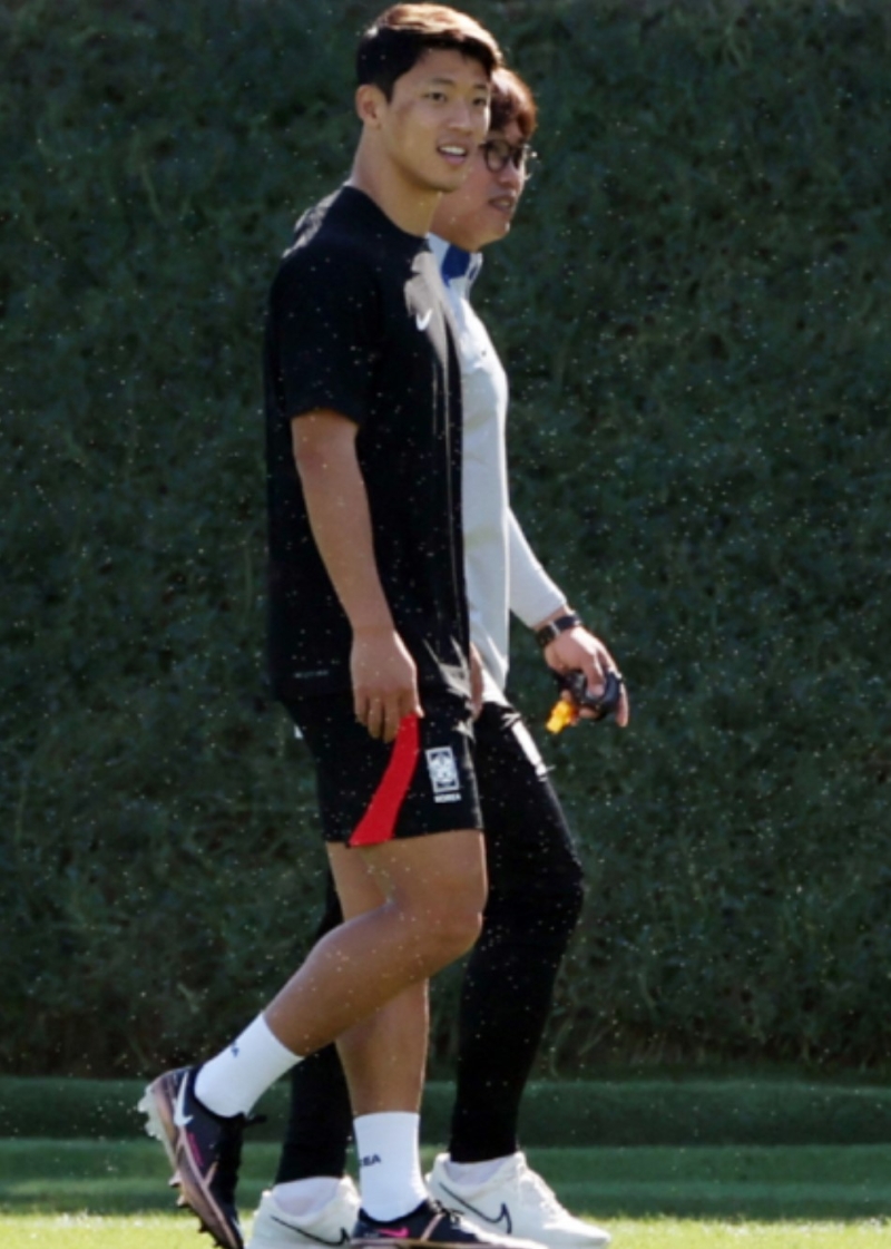 黃喜燦左腿筋不適,難望披甲。網上圖片