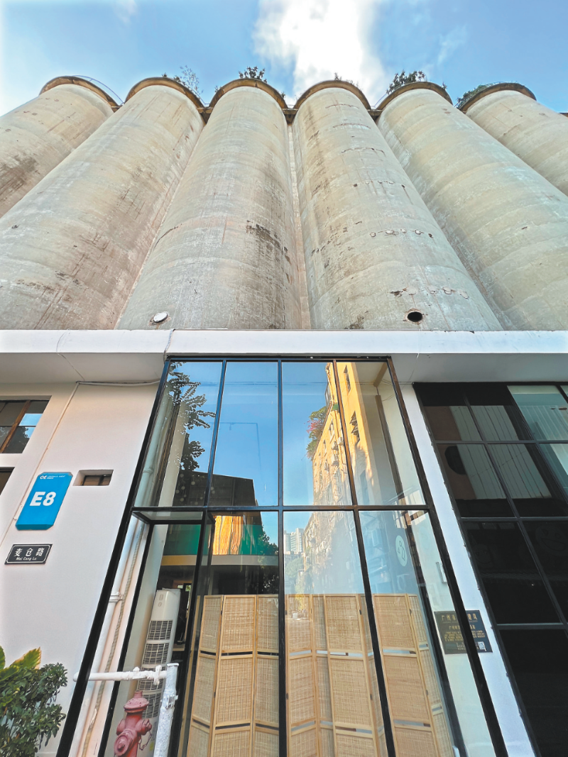 a2d7ef7f-4fcb-4fa6-ac0c-dcfed898776c_zsize