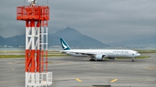从“城市机场”迈向“机场城市” 香港国际机场第三跑道启用
