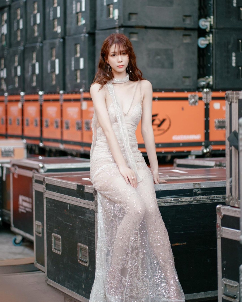 《2018年度香港小姐竞选》冠军。