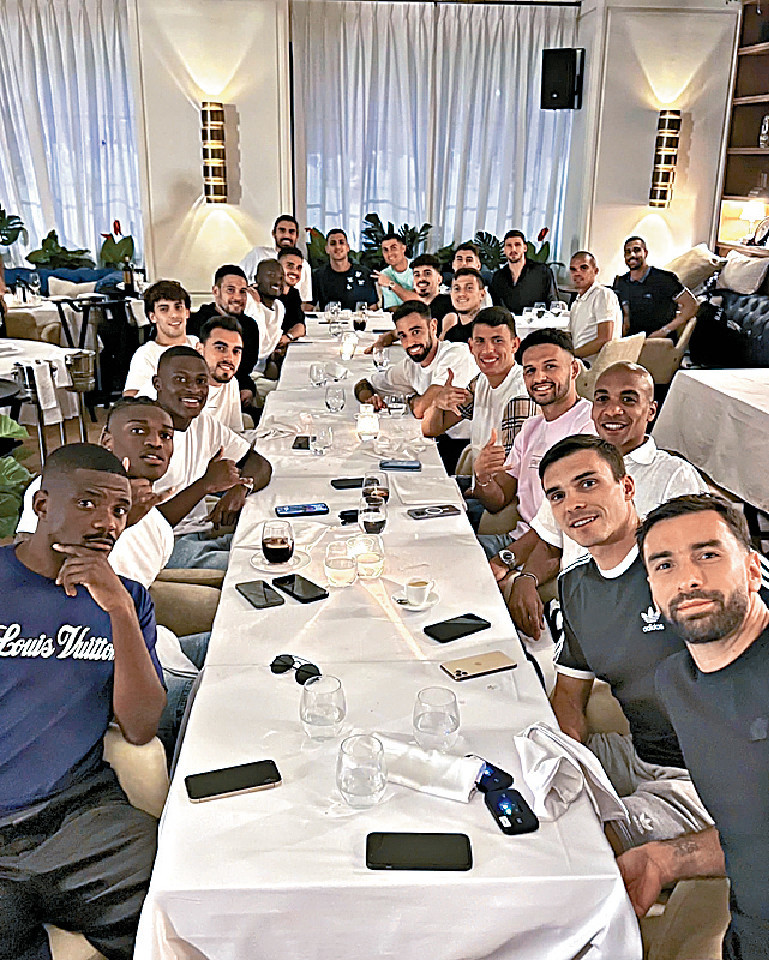 ■C朗為團結士氣,賽前特意宴請國家隊隊友。