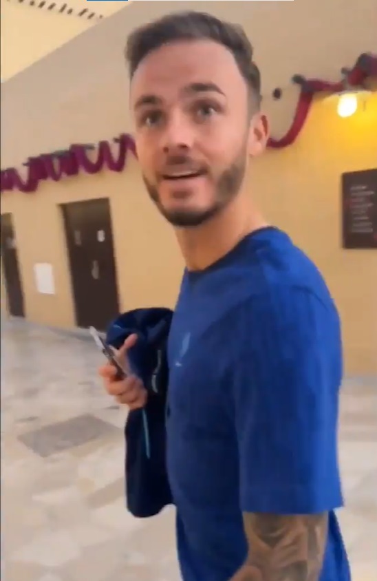 麥迪臣和基亞利殊串字失敗,引來沙卡瘋狂恥笑。網上圖片