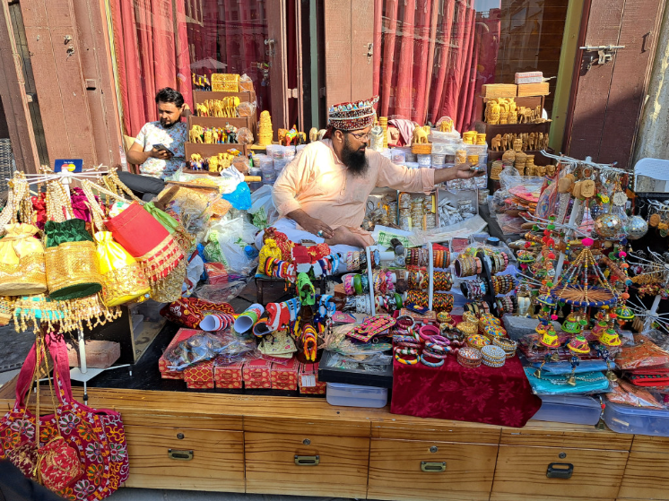 多哈傳統市集Souq Warif，吸引大批遊客前往。