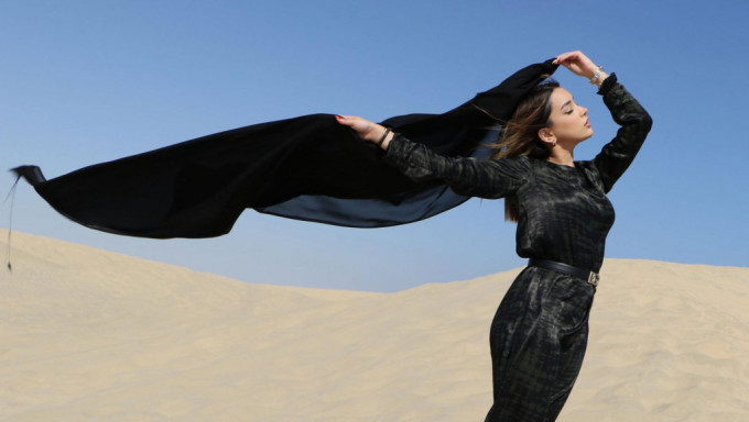 _2022121123494775801