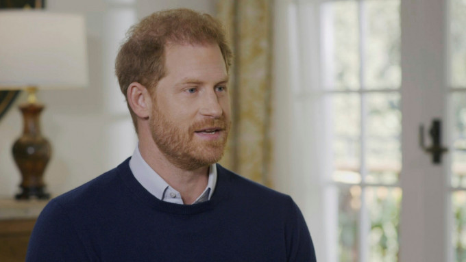 哈里指只哭了一次就是当母亲落葬的时候。 美联社