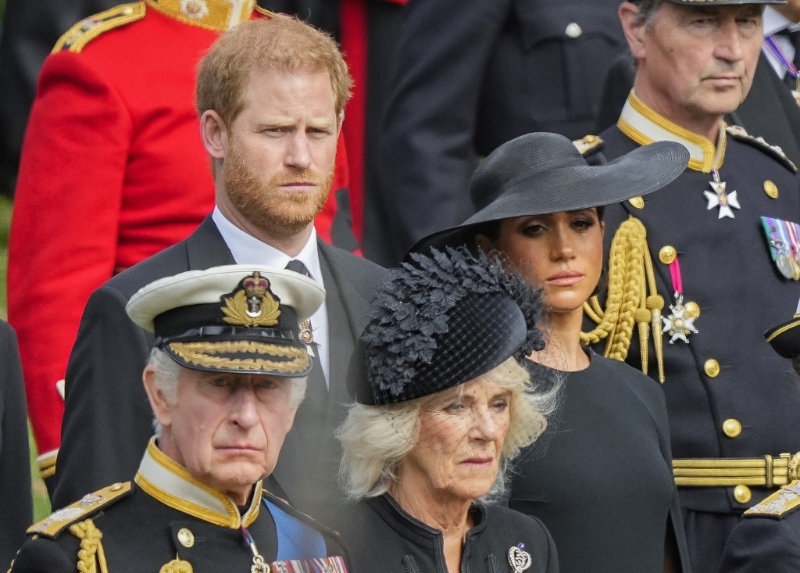 哈里表明，他和妻子梅根永不会迁返英国，也不会再成为英国皇室的全职工作成员，而会在美国长住。 AP