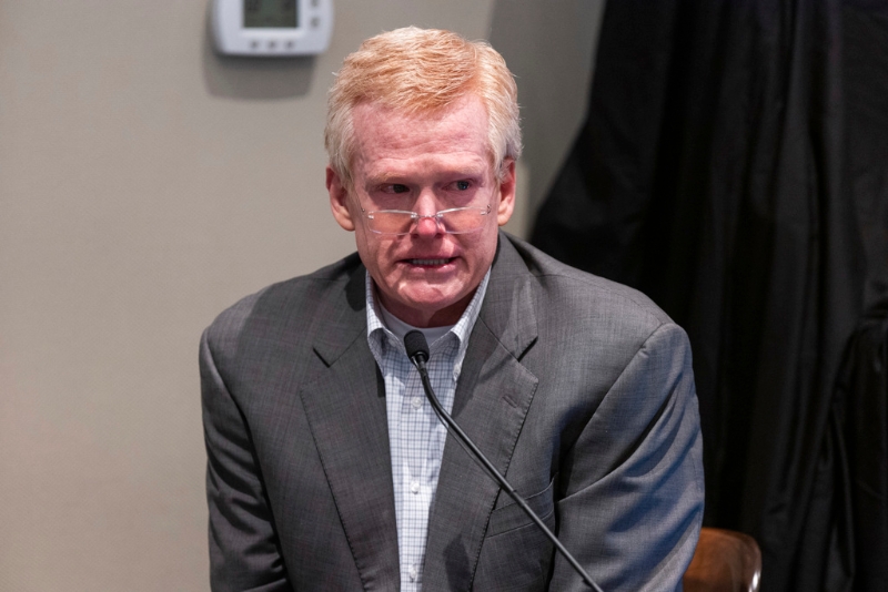 美国南卡莱罗纳州知名律师梅铎克被控谋杀妻儿,24日出庭作证。 (图/美联社)